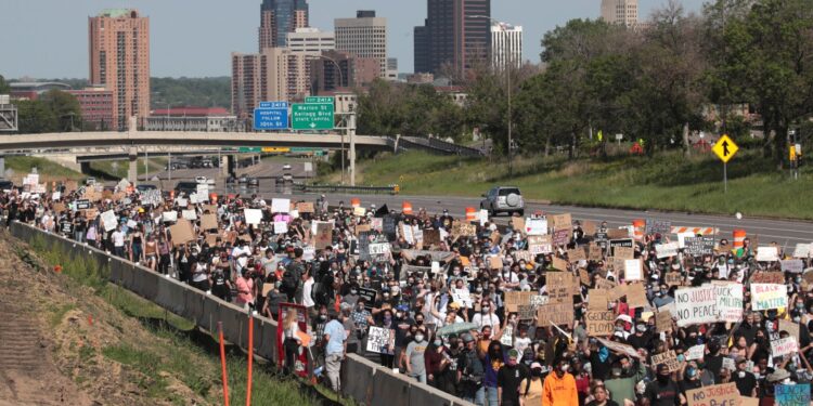«EEUU no está diseñado para responsabilizar a policías por matar negros»