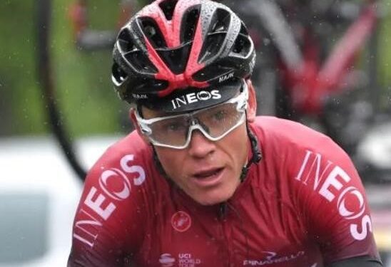 Chris Froome del Team Ineos al Israel Star-Up Nation