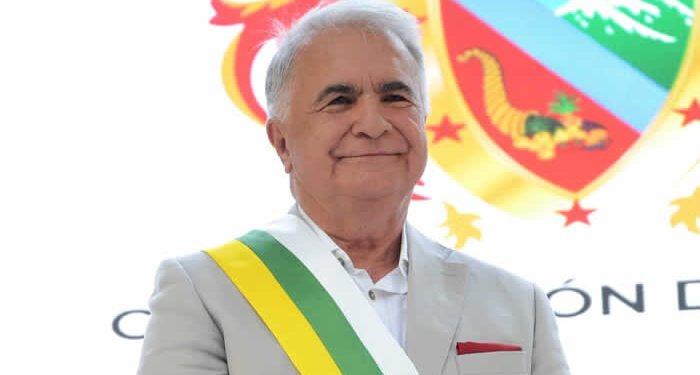 Rodrigo Villalba asumió como nuevo gobernador del Huila