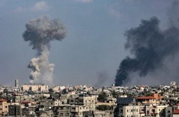 Israel no cesa sus ataques de muerte en Gaza mientras Hamás ofrece plan de paz