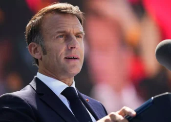 Están usando a Macron