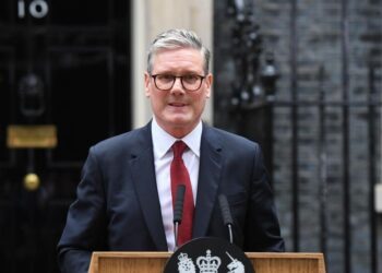 Keir Starmer asume como premier en Reino Unido