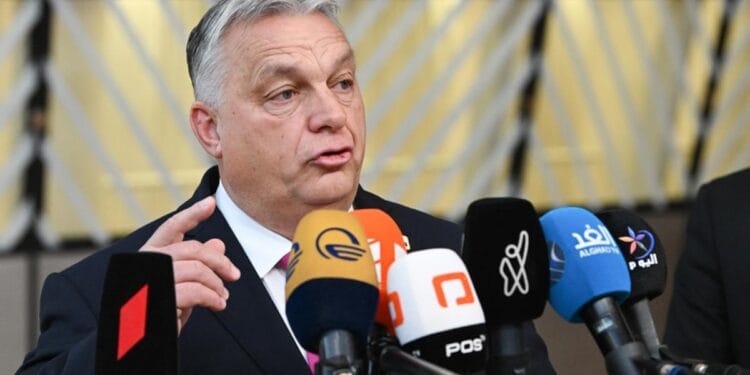 UE quiere tumbar el gobierno de Víctor Orban