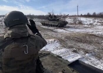 Ucrania pierde más ciudades y militares