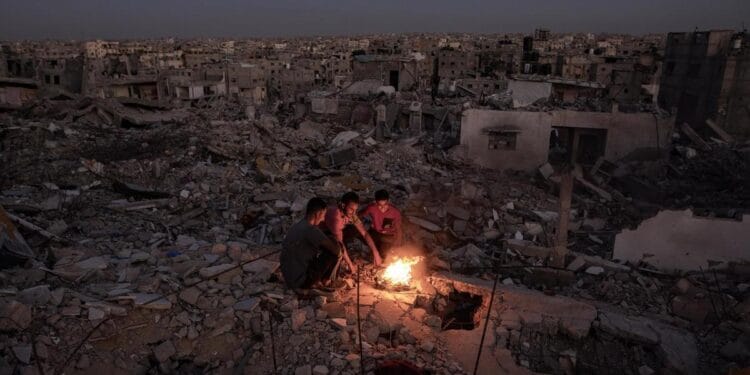 La autodestrucción humana: Gaza es un campo de escombros tras las 70.000 toneladas de bombas que Israel lanzó