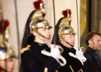 Macron: las ínfulas de un emperadorcito