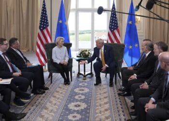 Europa capituló ante EEUU, Donal Trump impuso su ley arancelaria