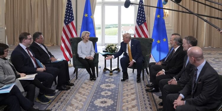 Europa capituló ante EEUU, Donal Trump impuso su ley arancelaria