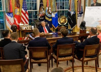 Europa impotente en Oriente Medio; se autodestruye mientras reverencia a EEUU